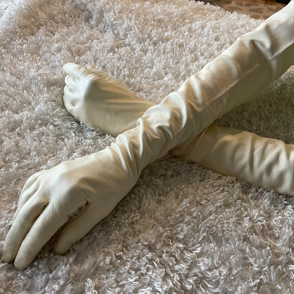 Calfskin Leather Opera Length Gloves